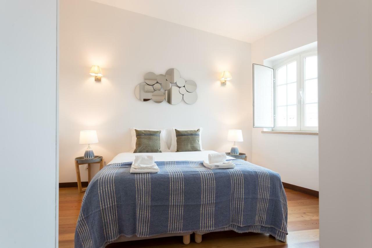 Alfama Modern Two-Bedroom Apartment W/ River View And Parking - By Lu Holidays Lisbon Bagian luar foto