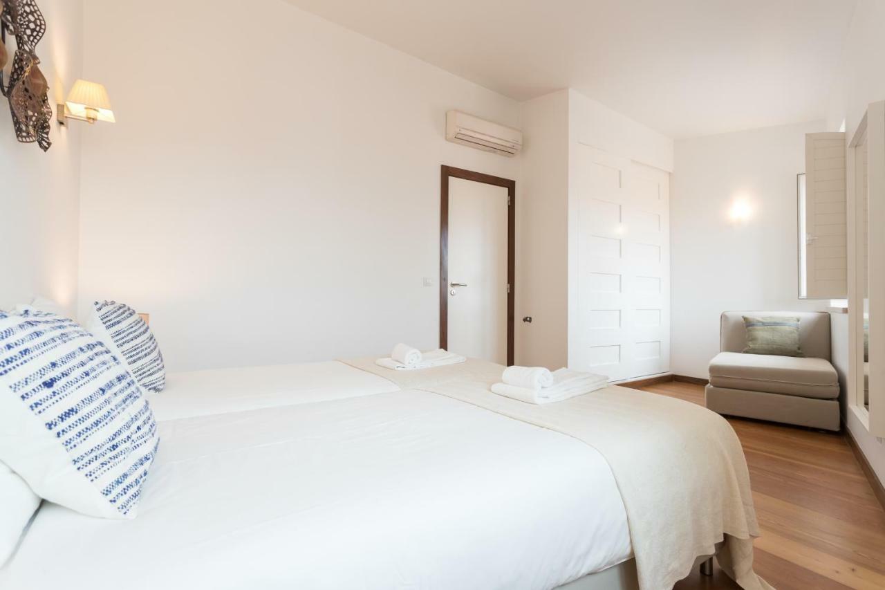 Alfama Modern Two-Bedroom Apartment W/ River View And Parking - By Lu Holidays Lisbon Bagian luar foto
