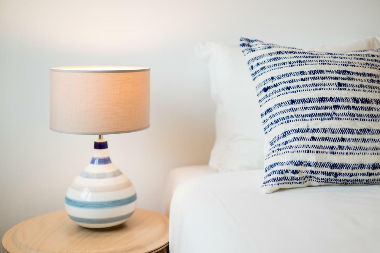 Alfama Modern Two-Bedroom Apartment W/ River View And Parking - By Lu Holidays Lisbon Bagian luar foto